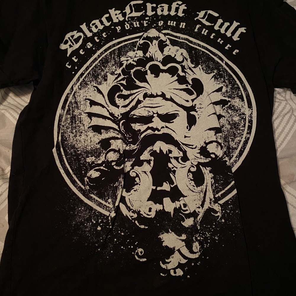 Blackcraft shirt size medium